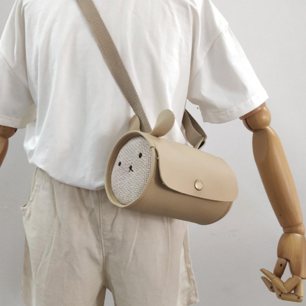 Антифрикционные сумки с милым кроликом из мультфильма, детские маленькие сумки из искусственной кожи, кавайная сумка через плечо, детская сумка
Антифрикционные сумки с милым кроликом из мультфильма, детские маленькие сумки из искусственной кожи, кавайная сумка через плечо, детская сумка