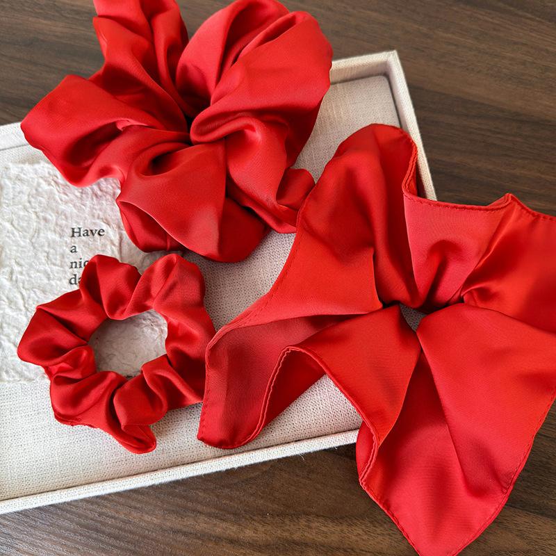 Retro Satin Red Color Hair Scrunchies Headband Women Temperament Hair Rope Tie Ponytail Rubber Band Lady Fashion Hair Accessorie
Retro Satin Red Color Hair Scrunchies Headband Women Temperament Hair Rope Tie Ponytail Rubber Band Lady Fashion Hair Accessorie