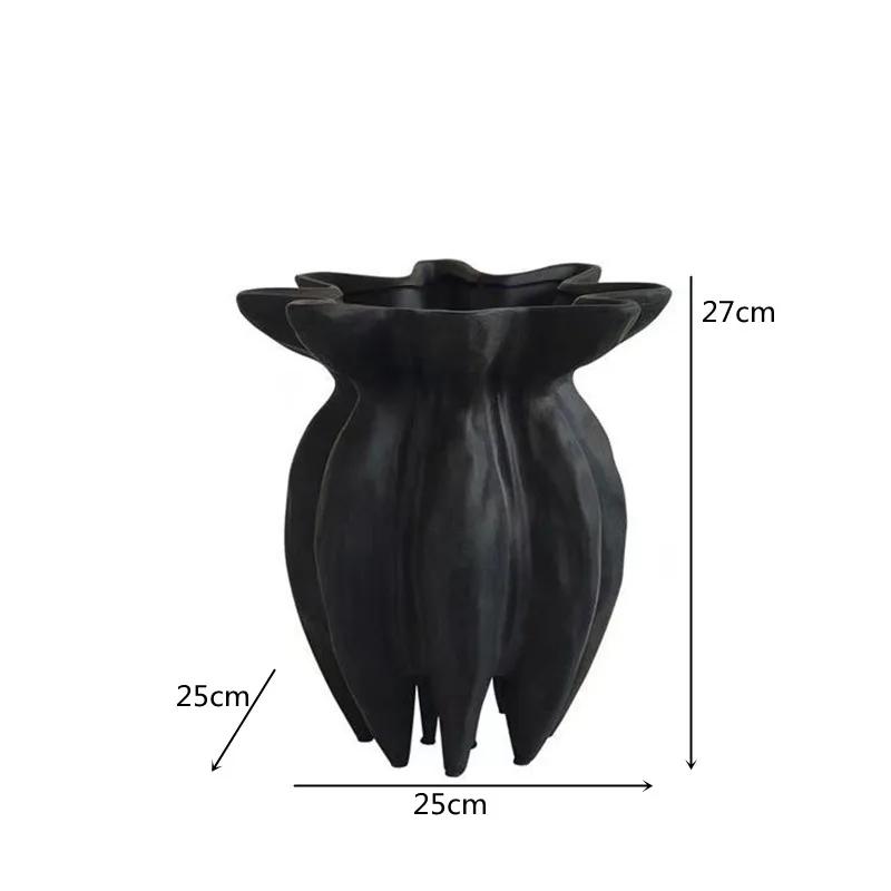 Resin Vase, Abstract Art Black Jellyfish Shaped Vase, Floor Standing Flowerpot, Flower Arrangement, Living Room Decoration
Resin Vase, Abstract Art Black Jellyfish Shaped Vase, Floor Standing Flowerpot, Flower Arrangement, Living Room Decoration