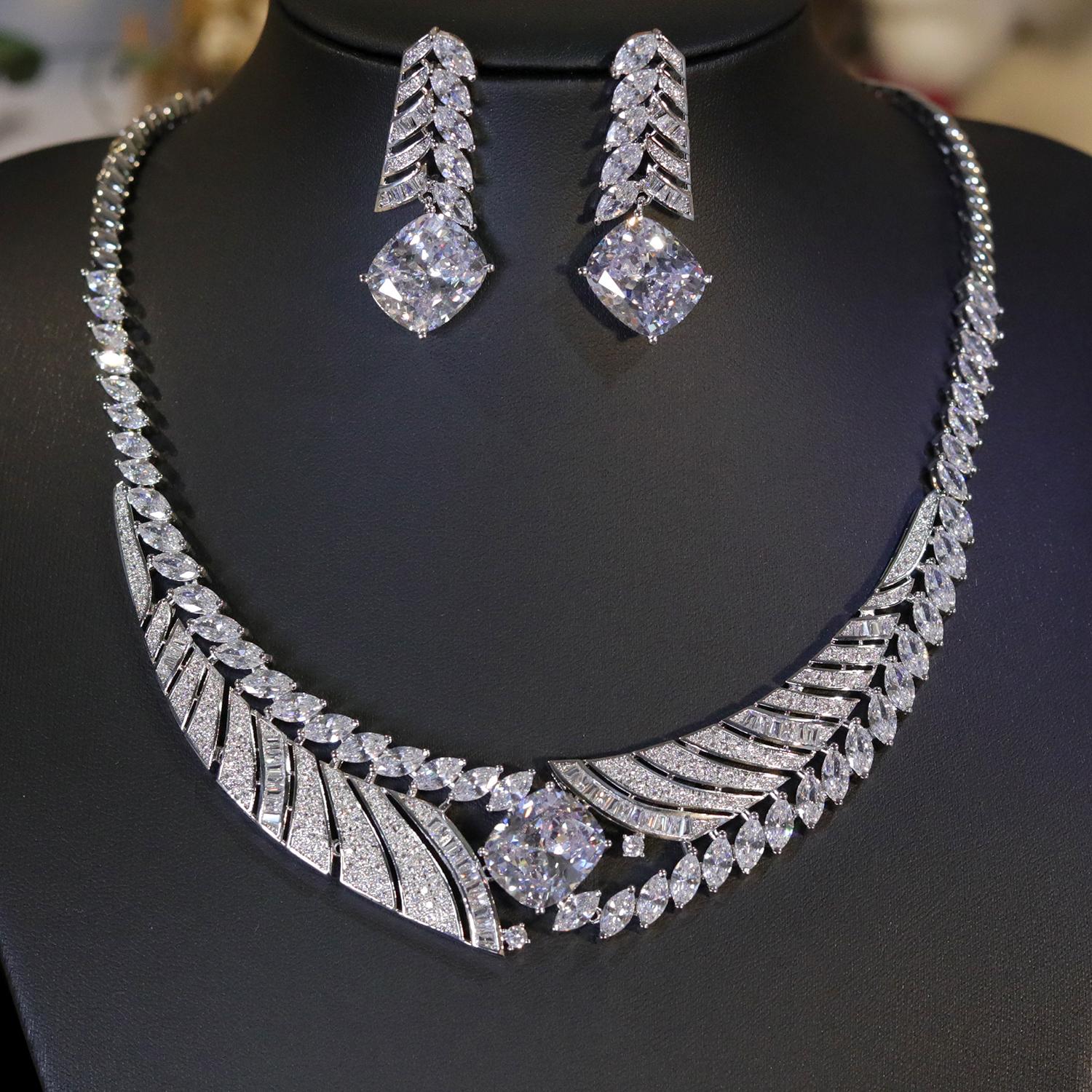 ASNORA Gorgeous White Water Drop Cubic Zirconia Bride Necklace Sets for Women Fashion Wedding Party Jewelry X0652 WHITE&44 cm
ASNORA Gorgeous White Water Drop Cubic Zirconia Bride Necklace Sets for Women Fashion Wedding Party Jewelry X0652 WHITE&44 cm