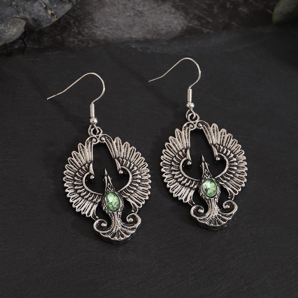 Retro Phoenix Pendant Earrings - Women s Elegant Fashion Trend Studs Pair-A0792 зелений
Retro Phoenix Pendant Earrings - Women s Elegant Fashion Trend Studs Pair-A0792 зелений