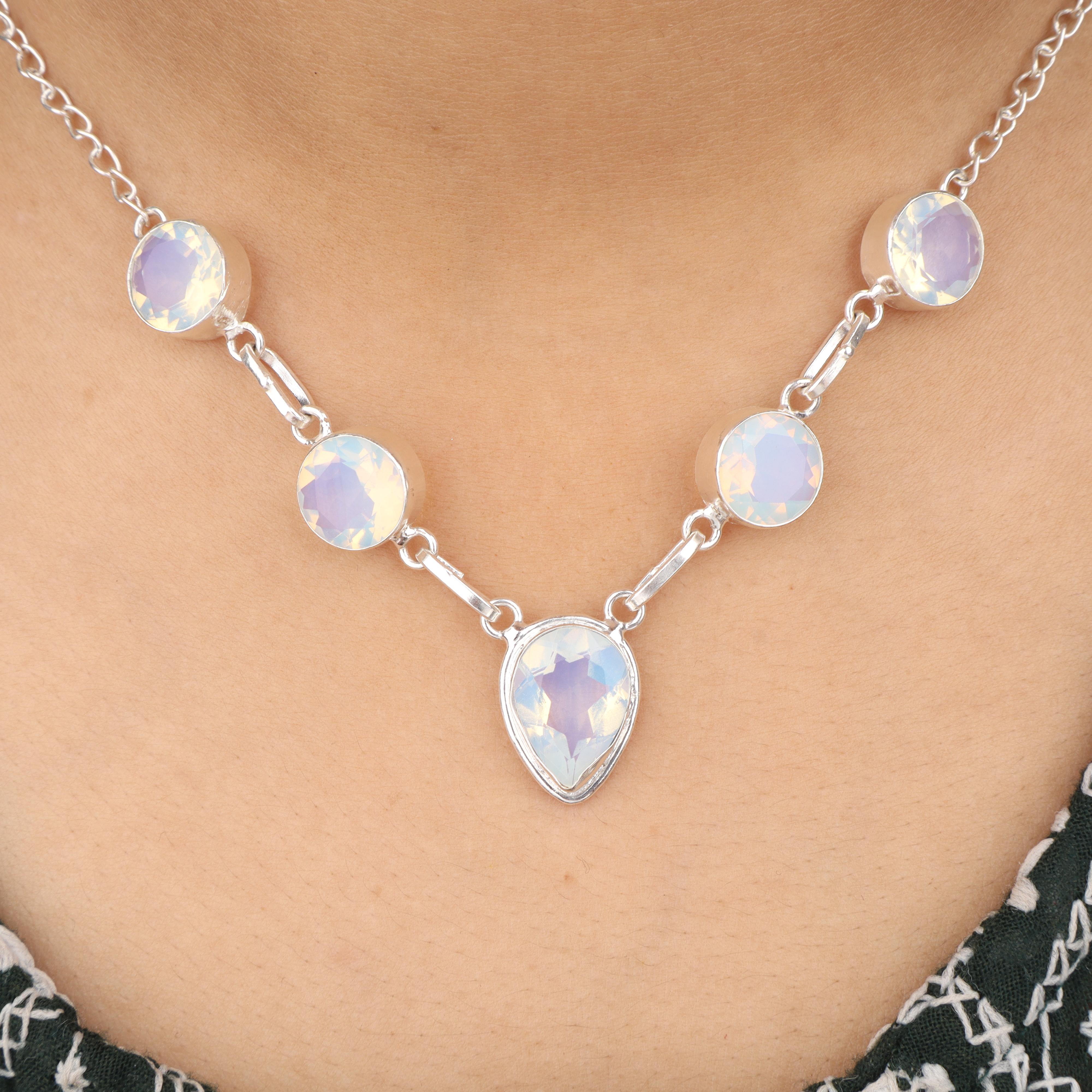 Молочный опал драгоценный камень 925 стерлинговое серебро ювелирные изделия ручной работы ожерелье 16-18 для женщин RN-3-21
Молочный опал драгоценный камень 925 стерлинговое серебро ювелирные изделия ручной работы ожерелье 16-18 для женщин RN-3-21