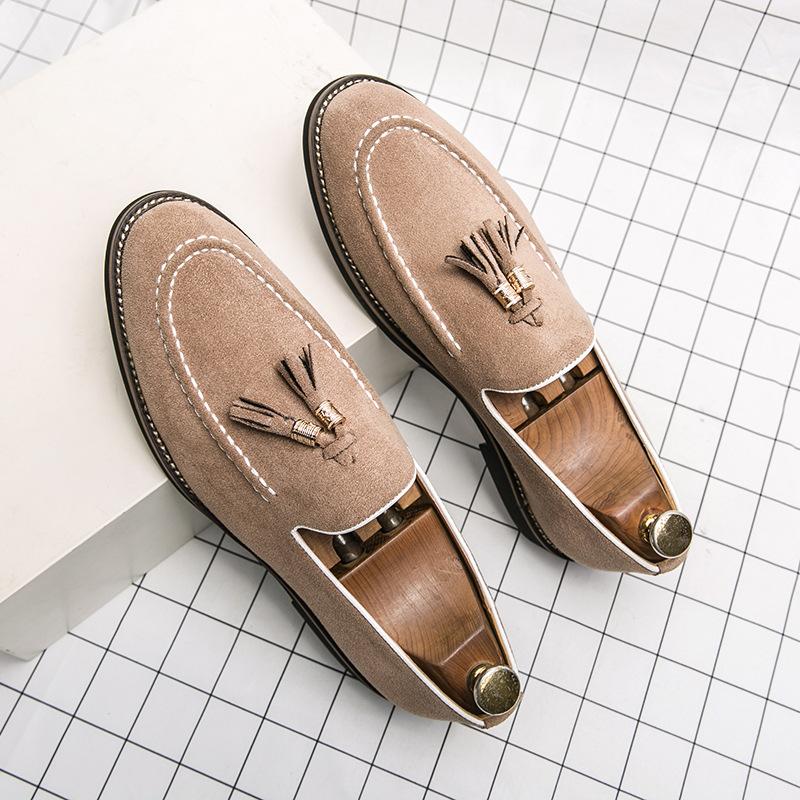 2025 autumn and winter new men s low-top British fringed men s shoes Korean version fashion casual leather shoes large size youth 38
2025 autumn and winter new men s low-top British fringed men s shoes Korean version fashion casual leather shoes large size youth 38