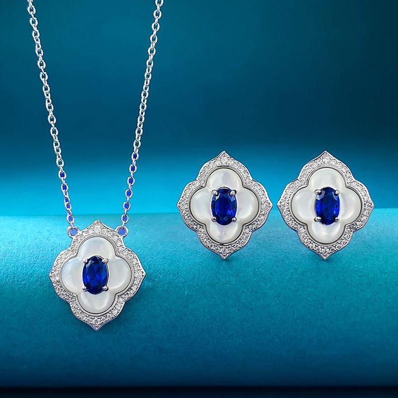 S925 Silver Necklace with White Mother-of-Pearl & Royal Blue Inlay, 4x6mm Women s Clavicle Chain Pendant S925 Silver
S925 Silver Necklace with White Mother-of-Pearl & Royal Blue Inlay, 4x6mm Women s Clavicle Chain Pendant S925 Silver