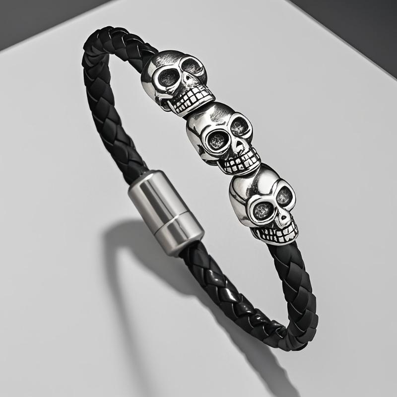 Vintage Y2k Punk Style Skull Scalp Leather Rope Bracelet, Men s and Women s Personalized Trendy Holiday Accessories Zircon
Vintage Y2k Punk Style Skull Scalp Leather Rope Bracelet, Men s and Women s Personalized Trendy Holiday Accessories Zircon