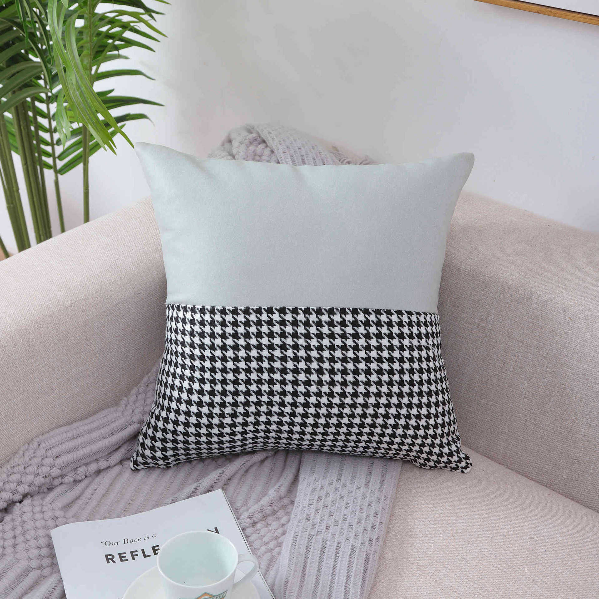 Qiandongge Technology Cloth Pillow Cover Nordic Bedside Soft Bag Cushion Waist Pillow Back Cover Sofa Pillow Light Luxury 30x50 (single pillowcase)
Qiandongge Technology Cloth Pillow Cover Nordic Bedside Soft Bag Cushion Waist Pillow Back Cover Sofa Pillow Light Luxury 30x50 (single pillowcase)