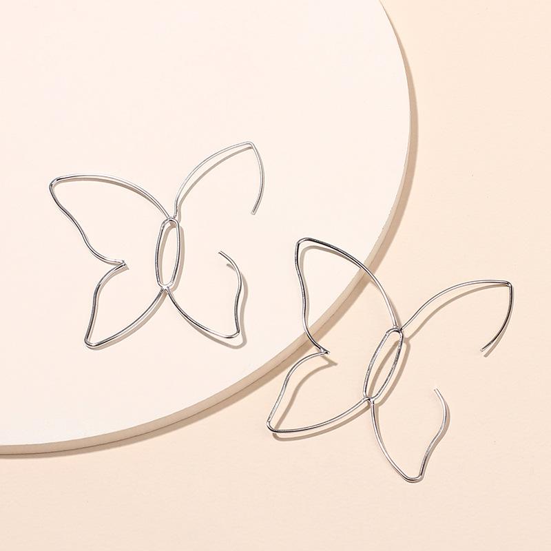 Personality Design Simple Geometric Hollow Butterfly Line Drop Dangle Earrings for Women Charm Exaggerate Stud Jewelry Accessory срібний
Personality Design Simple Geometric Hollow Butterfly Line Drop Dangle Earrings for Women Charm Exaggerate Stud Jewelry Accessory срібний