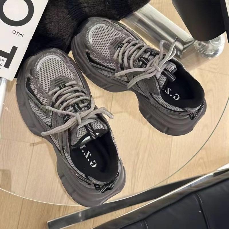 Мода 2025 НОВЫЕ Женские Туфли Толстая Подошва Серые Повседневные Спортивные Туфли Осень Зима Новый Стиль Ретро Универсальные Удлиняющие Ногу 40
Мода 2025 НОВЫЕ Женские Туфли Толстая Подошва Серые Повседневные Спортивные Туфли Осень Зима Новый Стиль Ретро Универсальные Удлиняющие Ногу 40