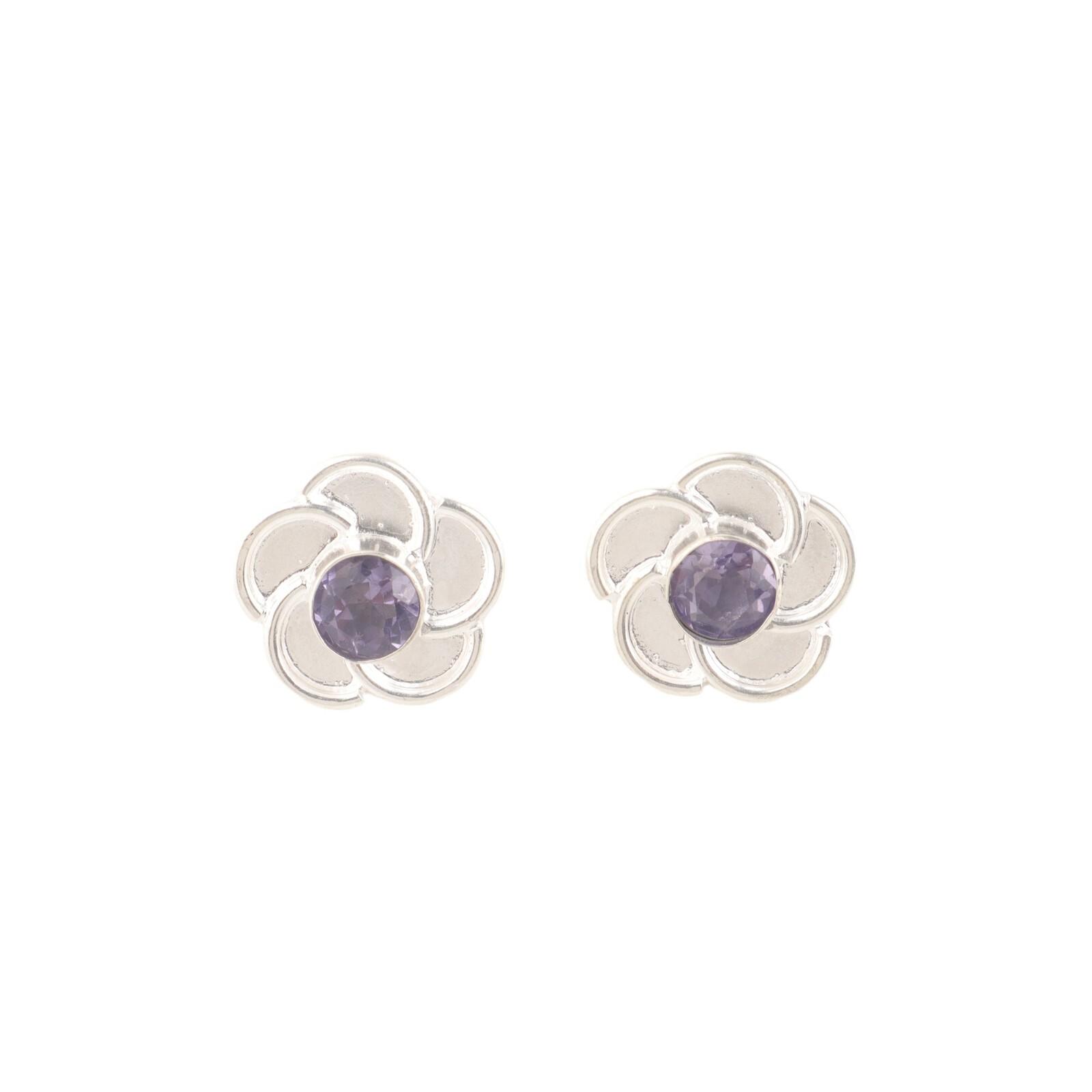 Natural Iolite Gemstone 925 Stamped Silver Handmade Jewelry Push Back Studs 0.5 EE-157-9
Natural Iolite Gemstone 925 Stamped Silver Handmade Jewelry Push Back Studs 0.5 EE-157-9