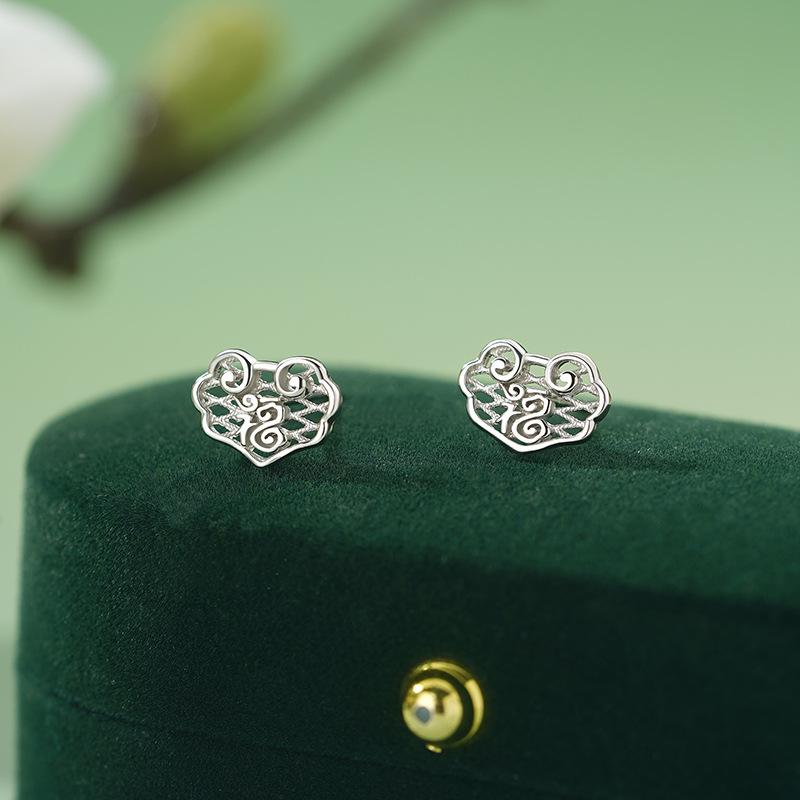 Набор ожерелий с символами Фу, женское легкое роскошное простое ожерелье со знаком зодиака
Набор ожерелий с символами Фу, женское легкое роскошное простое ожерелье со знаком зодиака