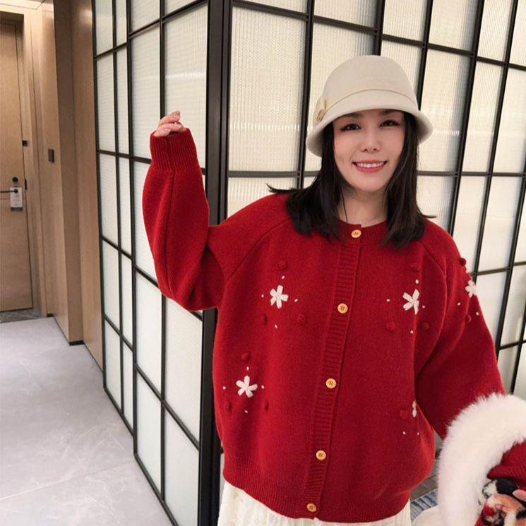 Plus Size Women s Round Neck Floral Knit Cardigan - New Year Style, Long Sleeve, Autumn/Winter 3XL красный
Plus Size Women s Round Neck Floral Knit Cardigan - New Year Style, Long Sleeve, Autumn/Winter 3XL красный
