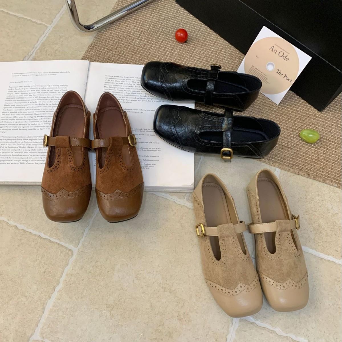 Осенью 2025 года новые матовые комбинированные туфли на толстой подошве для верхней одежды украшены гравировкой Boken, модная женская обувь для верхней одежды. 39 чёрный
Осенью 2025 года новые матовые комбинированные туфли на толстой подошве для верхней одежды украшены гравировкой Boken, модная женская обувь для верхней одежды. 39 чёрный