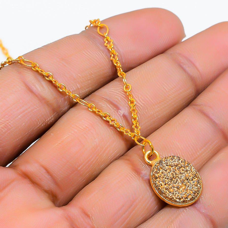 Pyrite Druzy Gemstone Handmade 925 Sterling Silver Jewelry Necklace 20 GK-5022
Pyrite Druzy Gemstone Handmade 925 Sterling Silver Jewelry Necklace 20 GK-5022