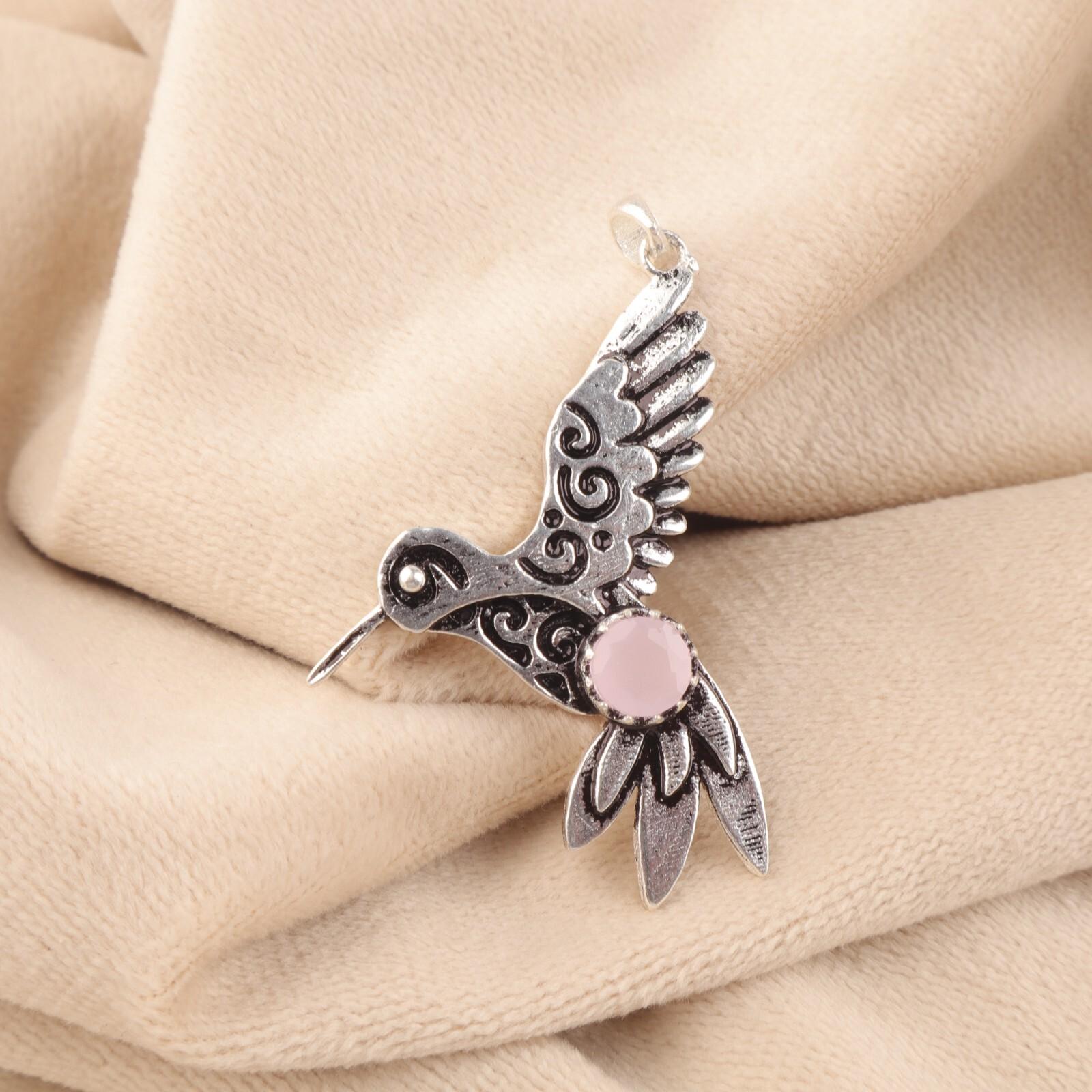 Розовый халцедон драгоценный камень 925 стерлинговое серебро стильная подвеска ювелирное изделие для подарка CP-20-5
Розовый халцедон драгоценный камень 925 стерлинговое серебро стильная подвеска ювелирное изделие для подарка CP-20-5