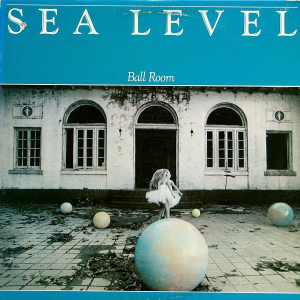 LP Record SEA LEVEL (ALLMAN BROTHERS BAND) - Ball Room AL9531 ARISTA 1980 US Rock Used
LP Record SEA LEVEL (ALLMAN BROTHERS BAND) - Ball Room AL9531 ARISTA 1980 US Rock Used