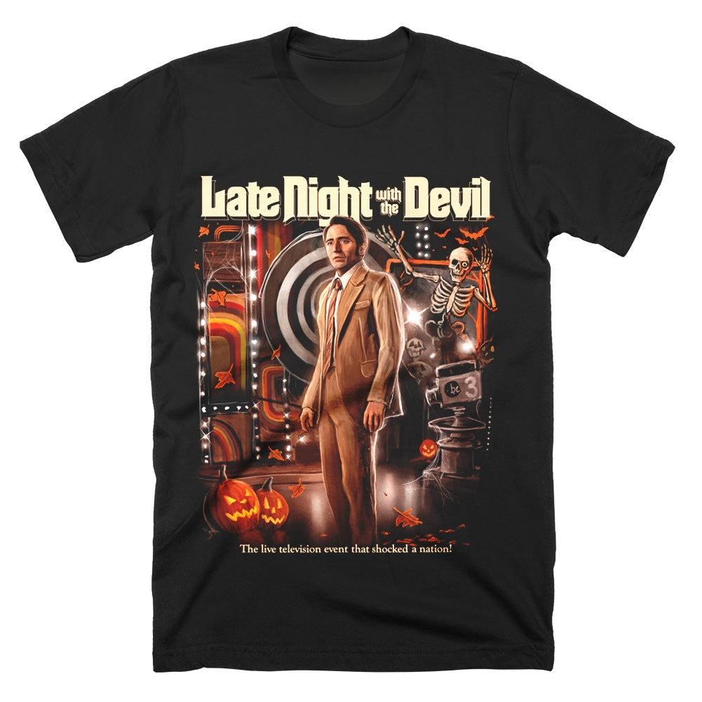 Late Night with The Devil TShirt Unisex Summer Retro TV Horror Movie Graphic Short Sleeve Streetwear Loose Fit Horror Fan Tee XL
Late Night with The Devil TShirt Unisex Summer Retro TV Horror Movie Graphic Short Sleeve Streetwear Loose Fit Horror Fan Tee XL
