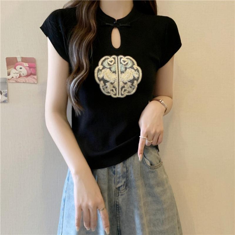 Новая китайская футболка с коротким рукавом Женская летняя новая футболка с разрезами и вышивкой 2XL чёрный
Новая китайская футболка с коротким рукавом Женская летняя новая футболка с разрезами и вышивкой 2XL чёрный