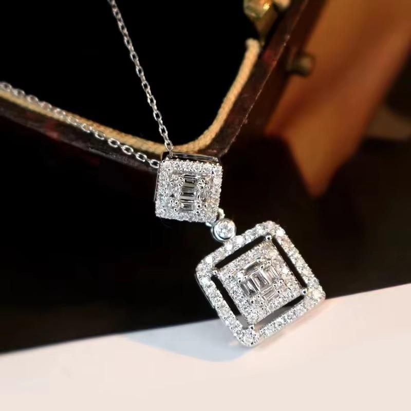 Huitan Charming Delicate Pendant Necklace for Women Graceful Brilliant Cubic Zircon Accessories Versatile Trendy Wedding 45cm
Huitan Charming Delicate Pendant Necklace for Women Graceful Brilliant Cubic Zircon Accessories Versatile Trendy Wedding 45cm