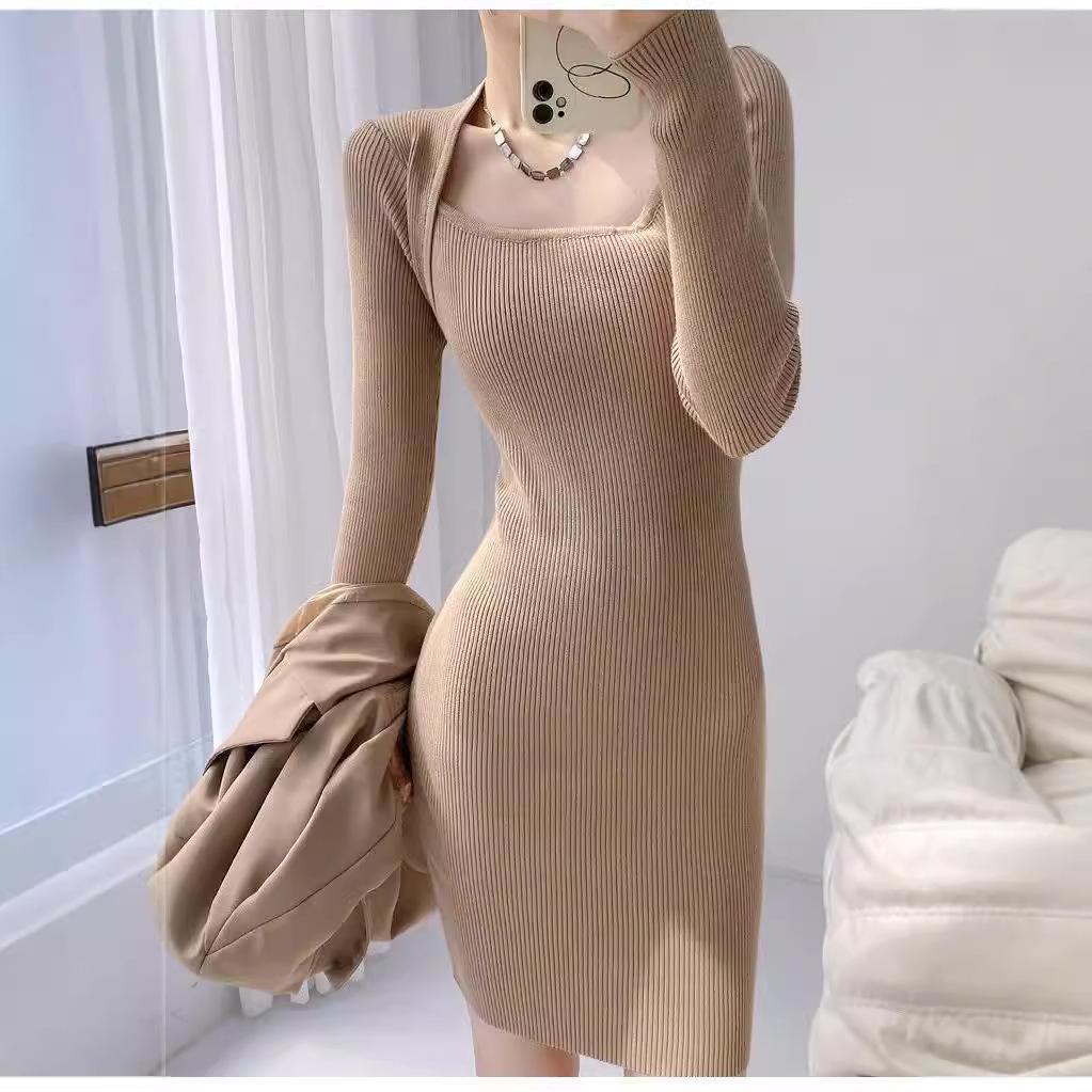 Autumn/Winter Women s Square Neck Knit Dress: Waist-Slimming, Hip-Hugging Wool Fashion S 40—50 kg
Autumn/Winter Women s Square Neck Knit Dress: Waist-Slimming, Hip-Hugging Wool Fashion S 40—50 kg