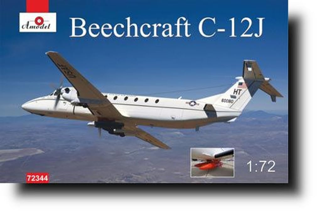 Модель американского турбовинтового самолета Beechcraft C12J, пластиковая модель AM72344 1/72, двухмоторный
Модель американского турбовинтового самолета Beechcraft C12J, пластиковая модель AM72344 1/72, двухмоторный