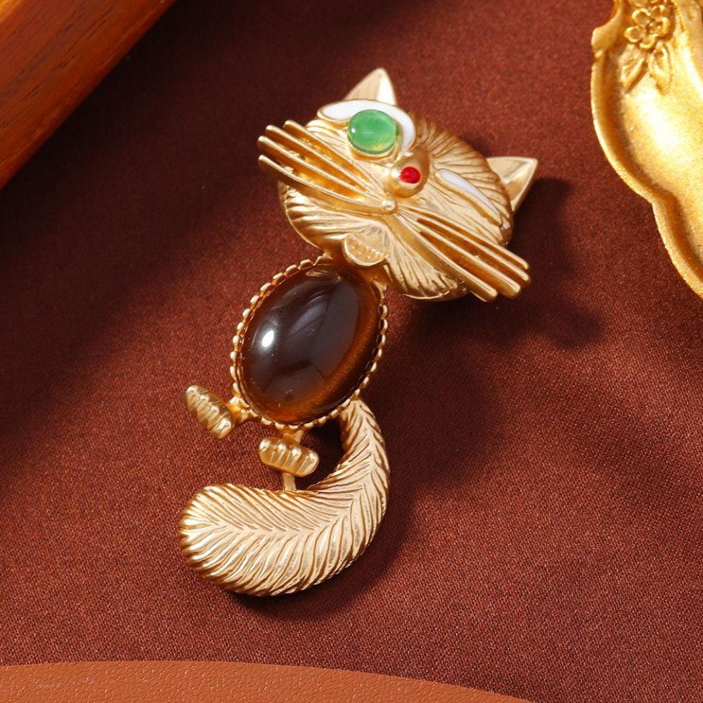 Cartoon Women Suit Lapel Pins Big Tail Cat Badges Elegant Cat-shape Brooch Dress Decoration
Cartoon Women Suit Lapel Pins Big Tail Cat Badges Elegant Cat-shape Brooch Dress Decoration