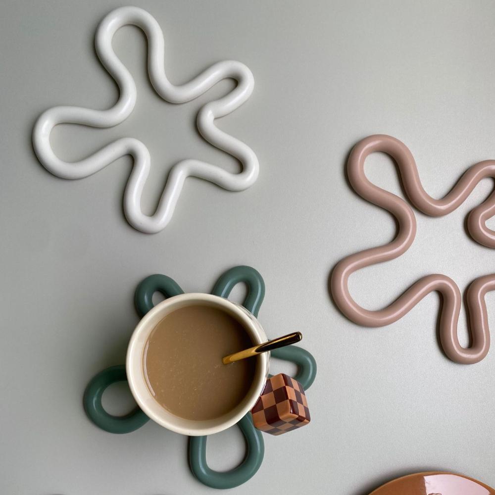 Geometrical Coasters Silicone Table Placemat Kitchen Accessories Cup Pad Handicrafts Gift фиолетовый
Geometrical Coasters Silicone Table Placemat Kitchen Accessories Cup Pad Handicrafts Gift фиолетовый