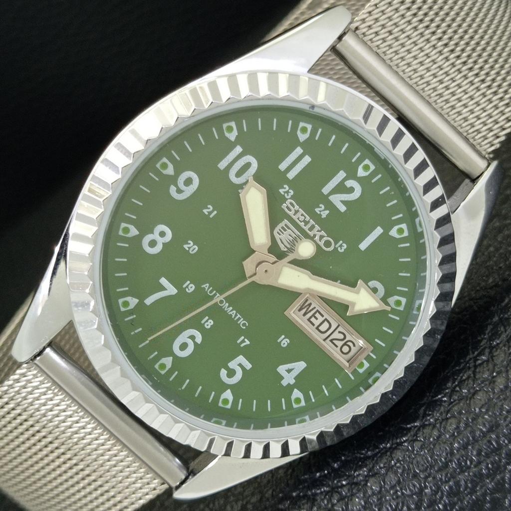 REFURBISHED SEIKO 5 AUTOMATIC 6309A VINTAGE JAPAN MENS GREEN WATCH a441611-1 Sk-a441611
REFURBISHED SEIKO 5 AUTOMATIC 6309A VINTAGE JAPAN MENS GREEN WATCH a441611-1 Sk-a441611