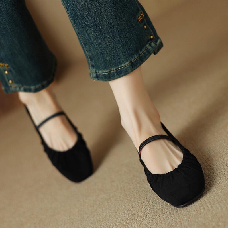 Новая четырехсезонная повседневная обувь одинарного цвета из замши, размер женской обуви, круглый носок, пряжка, низкий каблук, плоский каблук, ленивая одинарная обувь для женщин 39 чёрный
Новая четырехсезонная повседневная обувь одинарного цвета из замши, размер женской обуви, круглый носок, пряжка, низкий каблук, плоский каблук, ленивая одинарная обувь для женщин 39 чёрный