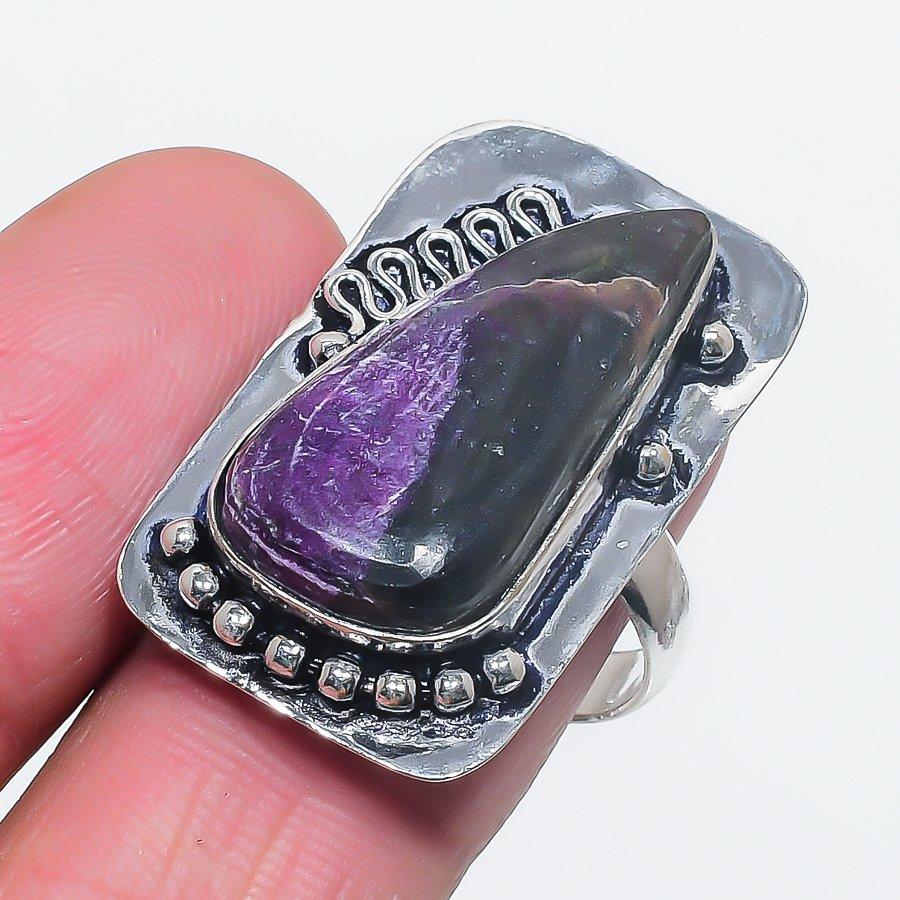 Кольцо из серебра 925 пробы с натуральным пурпуритом, размер 8,5 E6U37
Кольцо из серебра 925 пробы с натуральным пурпуритом, размер 8,5 E6U37
