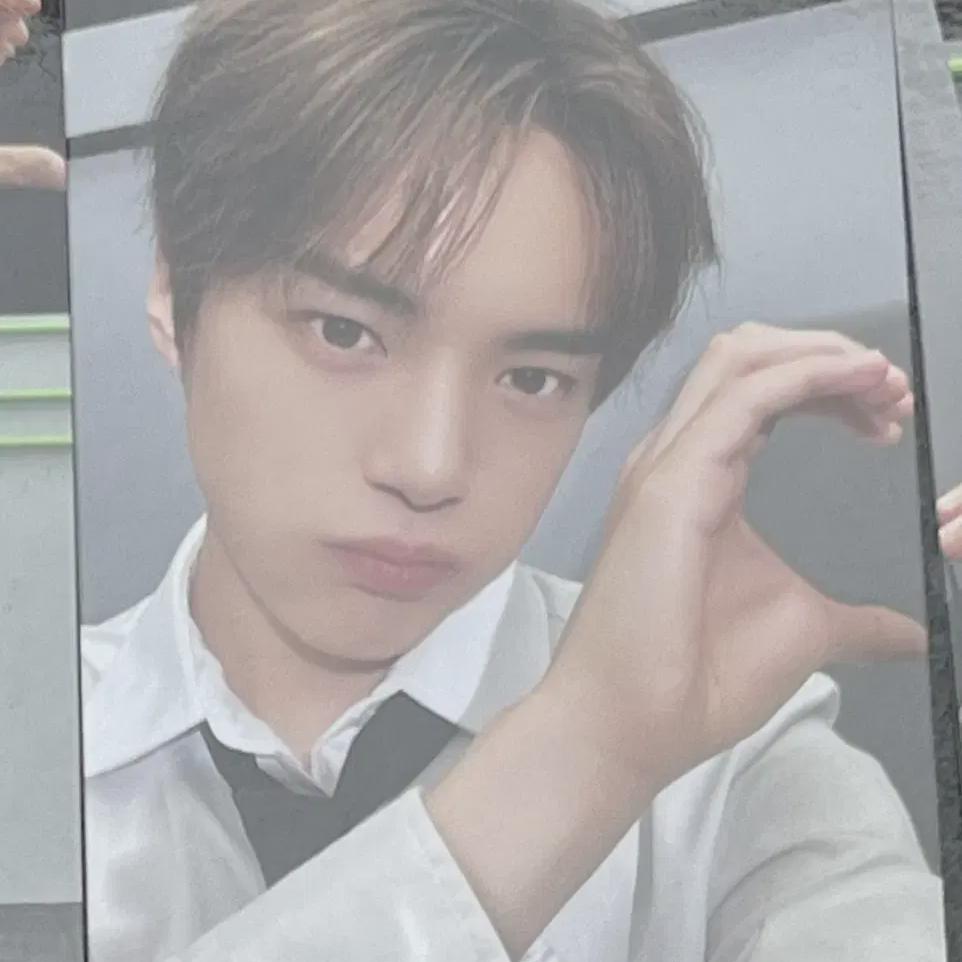 Monsta X Концерт к 10-летию Monbebe 8-го сезона Только фотокарточка Минхёк
Monsta X Концерт к 10-летию Monbebe 8-го сезона Только фотокарточка Минхёк