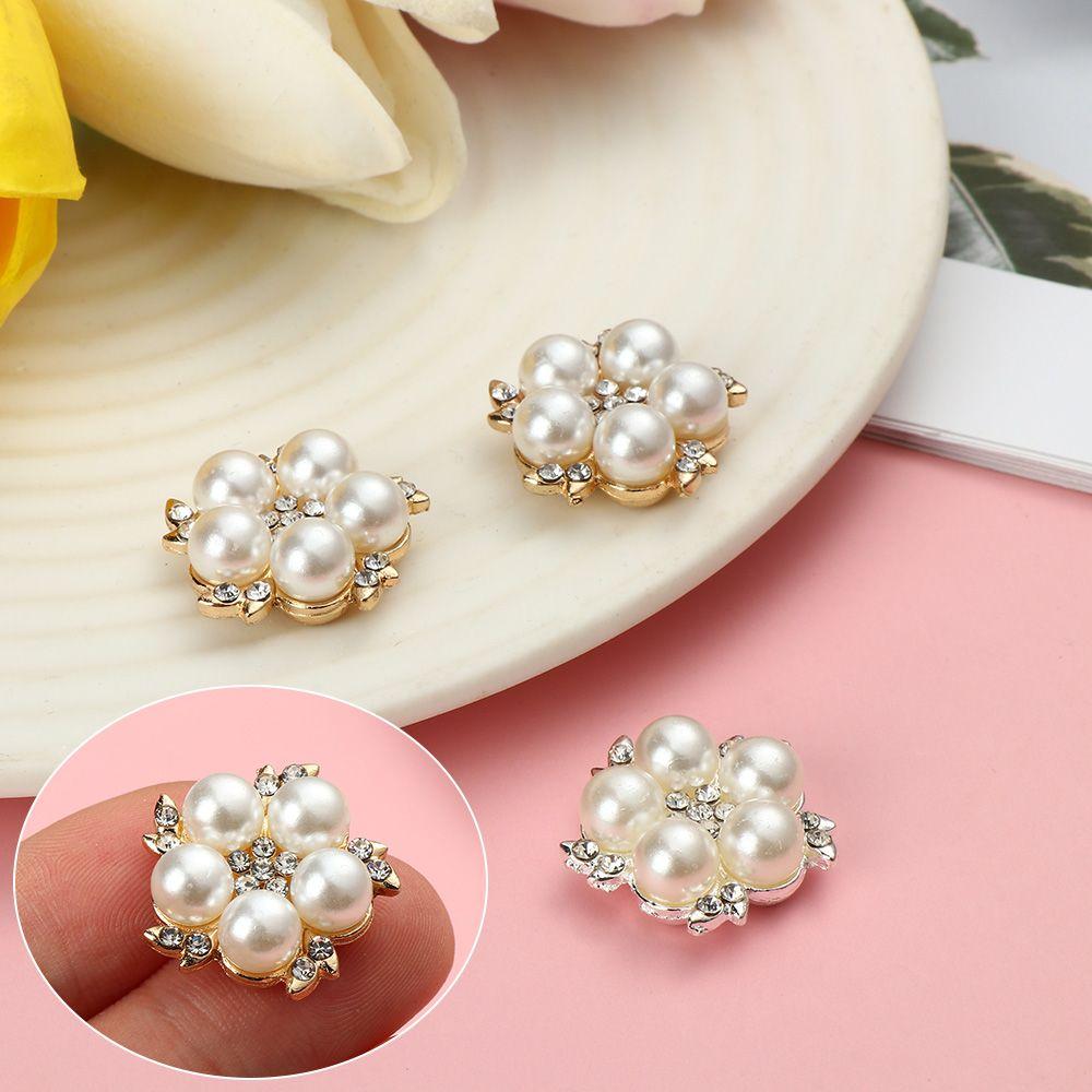 Decoration Hairpin Pearl Flower Buttons Rhinestone Buttons Sewing Buttons Crystal Glass Stone
Decoration Hairpin Pearl Flower Buttons Rhinestone Buttons Sewing Buttons Crystal Glass Stone