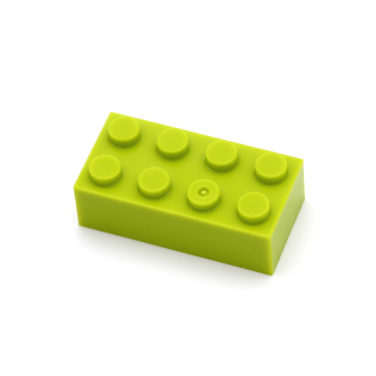 Non-Toxic 40Pcs Diy Building Blocks Thick Figures Bricks 2X4 Dots Educational Creative Size Compatible With 3001 Plastic Toys For Children
Non-Toxic 40Pcs Diy Building Blocks Thick Figures Bricks 2X4 Dots Educational Creative Size Compatible With 3001 Plastic Toys For Children