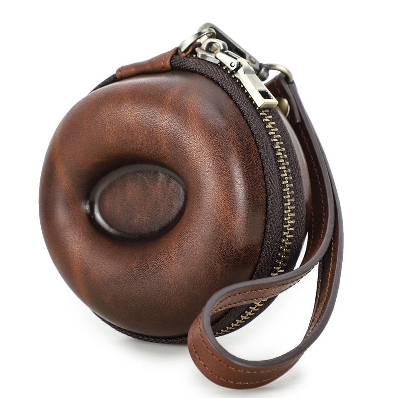 Retro Crazy Horse Leather Watch Box with Wrist Strap - Portable Storage for Mechanical Watches
Retro Crazy Horse Leather Watch Box with Wrist Strap - Portable Storage for Mechanical Watches