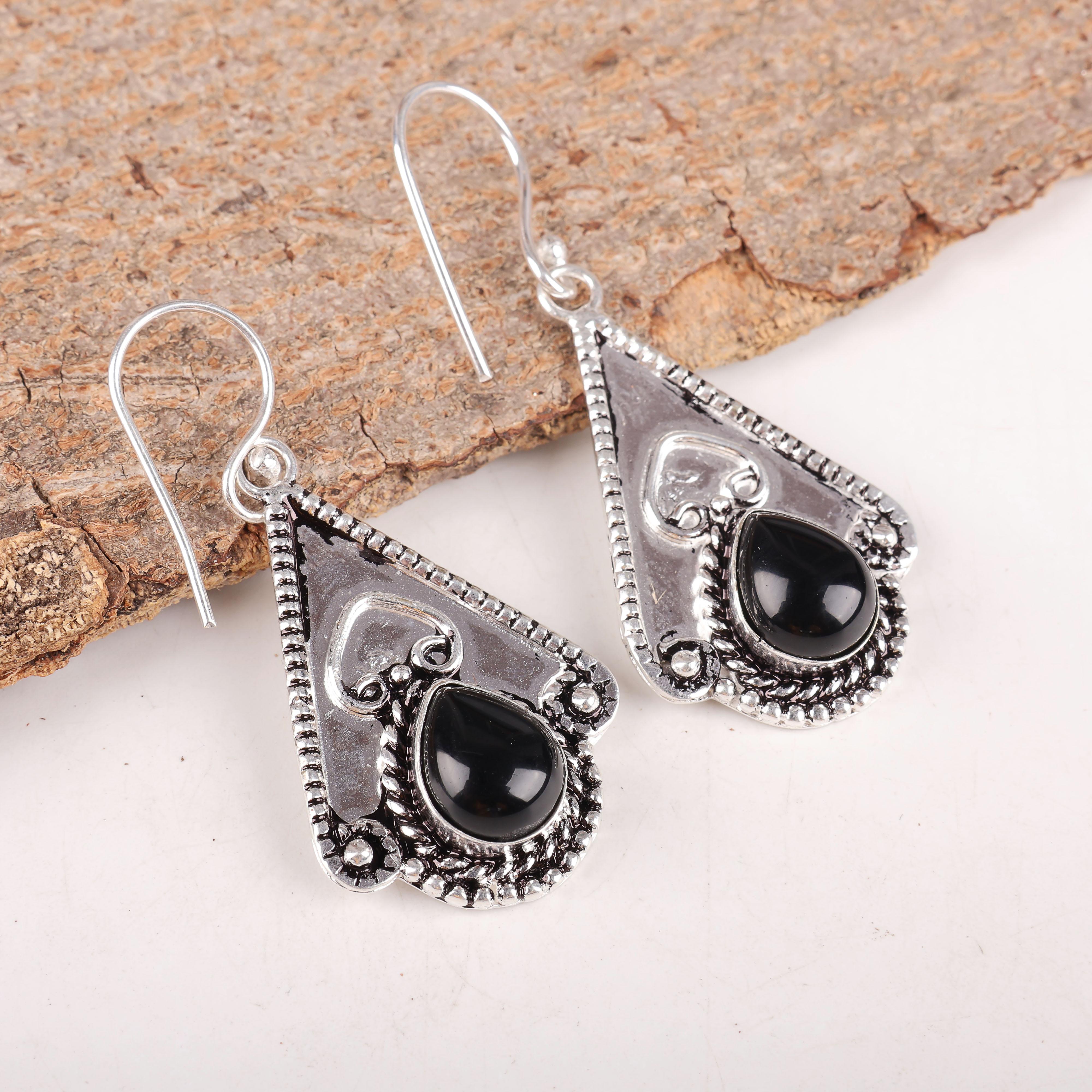 Black Tourmaline Earrings Gemstone Jewelry, 925 Solid Sterling Silver Earrings, Handmade Jewelry Birthstone Earrings, Gift For Him 2.09 Inches чорний
Black Tourmaline Earrings Gemstone Jewelry, 925 Solid Sterling Silver Earrings, Handmade Jewelry Birthstone Earrings, Gift For Him 2.09 Inches чорний