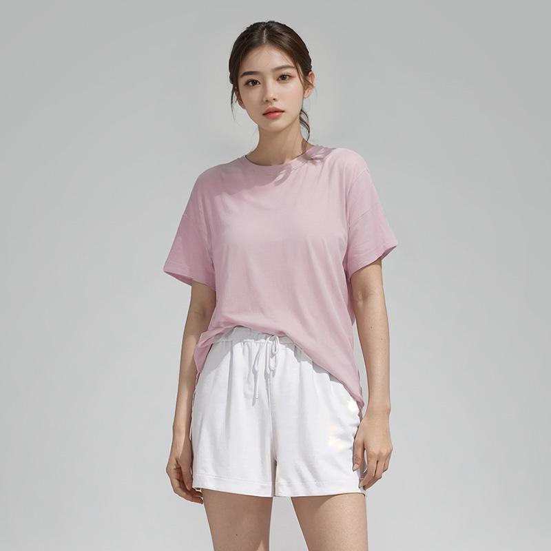 Lulu Women s Yoga Wear Short Sleeve Breathable Fitness T-Shirt Size 10: 130-145 lbs
Lulu Women s Yoga Wear Short Sleeve Breathable Fitness T-Shirt Size 10: 130-145 lbs