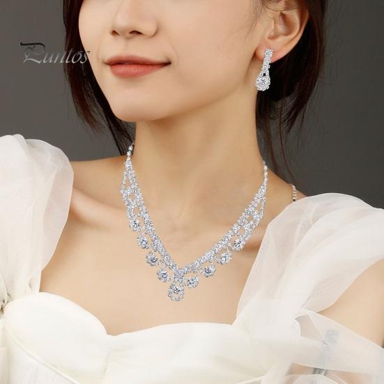 Серьги и ожерелья, набор, сверкающие стразы, декор, полые роскошные висячие серьги, украшения для ушей, ювелирные изделия, подарок, подвесные серьги из нержавеющей стали для выпускного вечера
Серьги и ожерелья, набор, сверкающие стразы, декор, полые роскошные висячие серьги, украшения для ушей, ювелирные изделия, подарок, подвесные серьги из нержавеющей стали для выпускного вечера