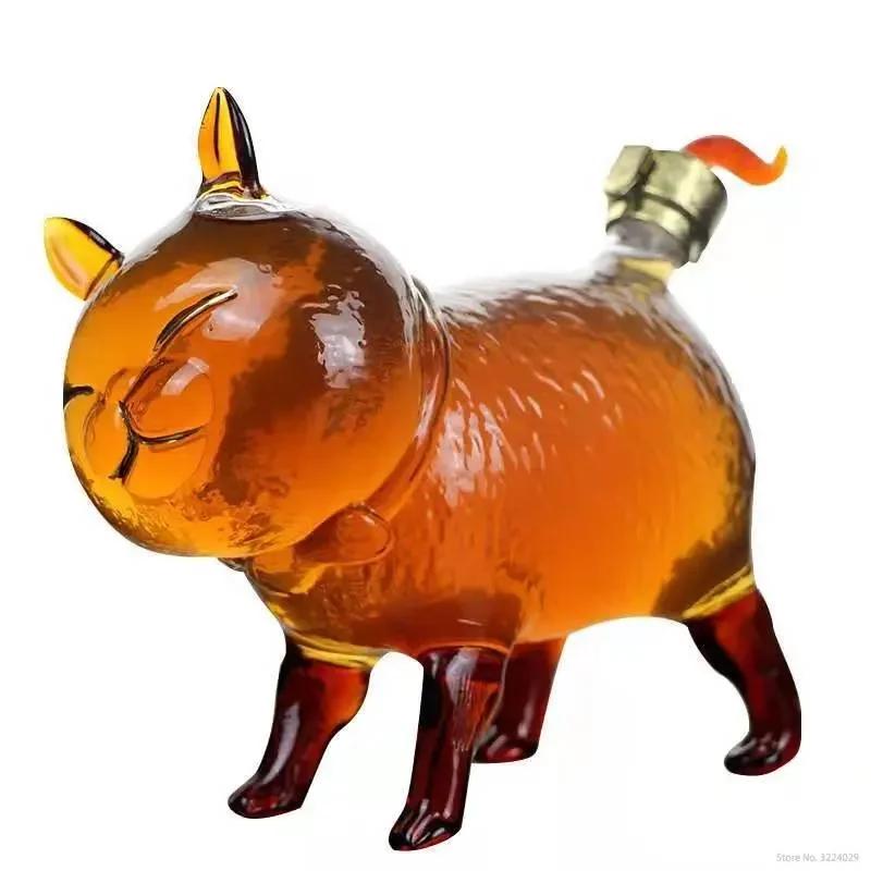 Hand Blown Cute cat shaped design 750ml lead-free glass wine decanter whiskey decanter for Liquor Scotch Bourbon 750 ML
Hand Blown Cute cat shaped design 750ml lead-free glass wine decanter whiskey decanter for Liquor Scotch Bourbon 750 ML