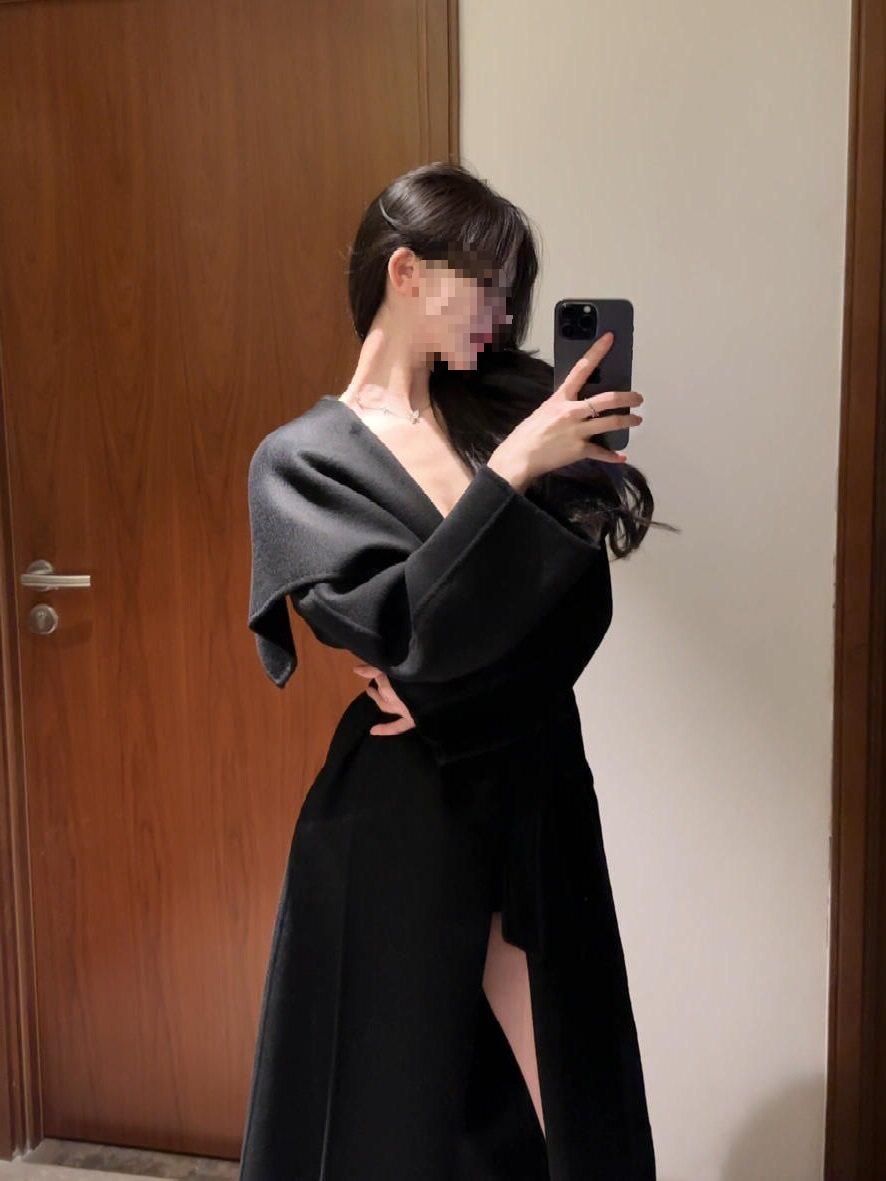 Camel Wool Coat: Stylish Mid-Length, Large Lapel, Double-Sided Cashmere for Women, Autumn/Winter 2025. L чорний
Camel Wool Coat: Stylish Mid-Length, Large Lapel, Double-Sided Cashmere for Women, Autumn/Winter 2025. L чорний