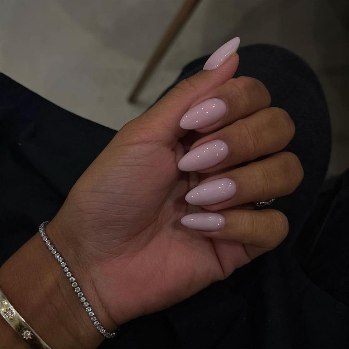 Almond-Shaped Solid Color Short Wear-On Nails - 24-Piece Set
Almond-Shaped Solid Color Short Wear-On Nails - 24-Piece Set