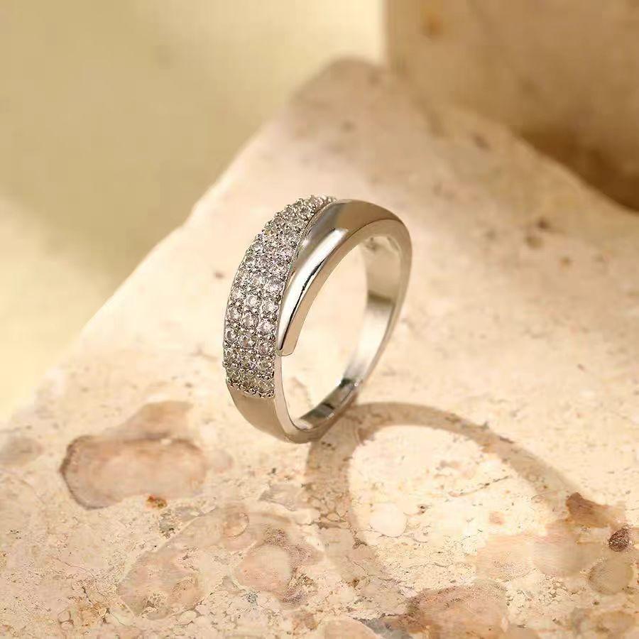 New Stainless Steel 18 K Gold Plated Sun Rings for Women Natural Stone Inlaid in Hollow Metal Texture Ring Trendy Jewelry срібний
New Stainless Steel 18 K Gold Plated Sun Rings for Women Natural Stone Inlaid in Hollow Metal Texture Ring Trendy Jewelry срібний