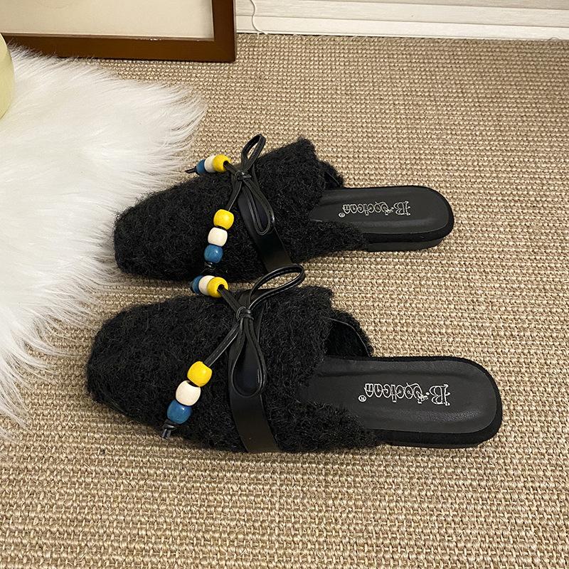 Thick-bottomed bow-beaded imitation lamb wool slippers for women to wear 2025 autumn and winter Korean version of warm and non-slip cotton slippers 39 чёрный
Thick-bottomed bow-beaded imitation lamb wool slippers for women to wear 2025 autumn and winter Korean version of warm and non-slip cotton slippers 39 чёрный