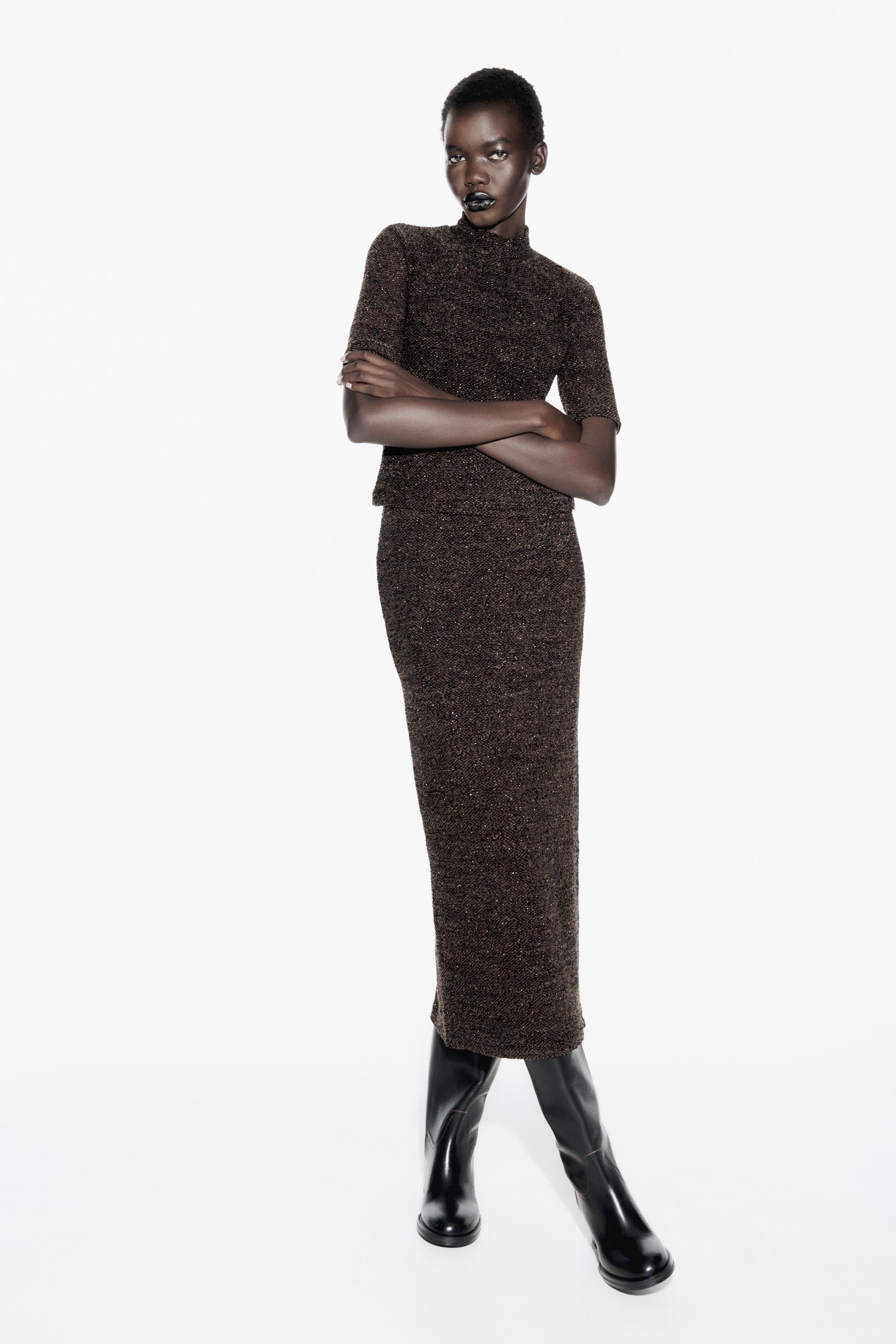 КОМБИНИРОВАННЫЕ БРЮКИ ИЗ ДЖИНИМА
КОМБИНИРОВАННЫЕ БРЮКИ ИЗ ДЖИНИМА