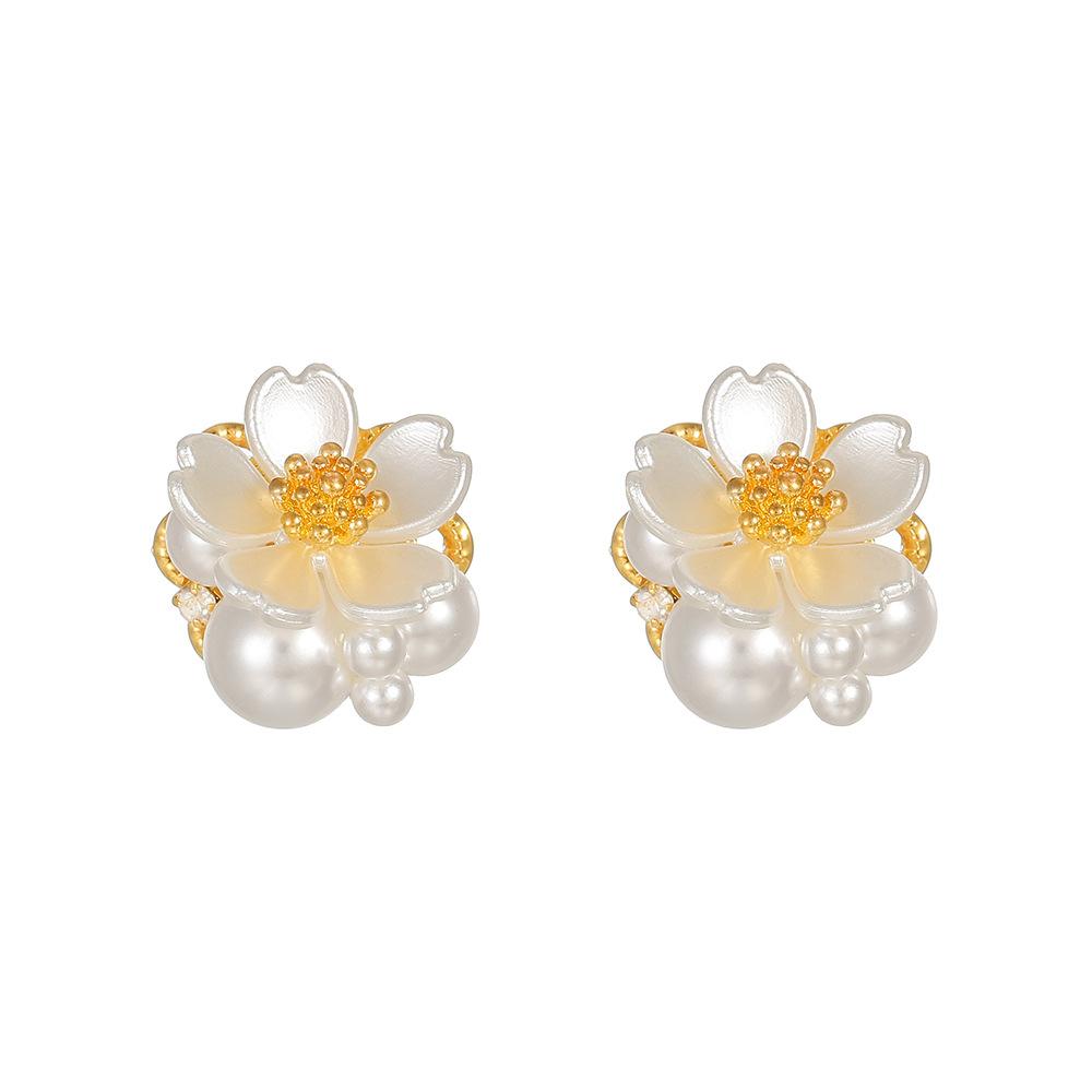 Flower Earrings Design Light Luxury High-End Stud Earrings Temperament Versatile Ear Jewelry
Flower Earrings Design Light Luxury High-End Stud Earrings Temperament Versatile Ear Jewelry