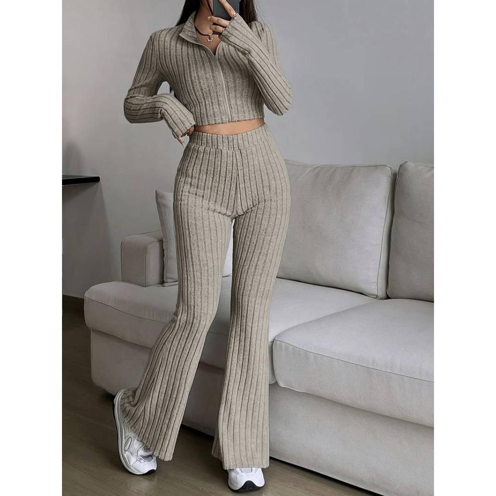 Fashion Pure-color Ribbed Two-piece Set - Zipper Long-sleeved Short-sleeved Top and High-waisted Flared Pants Set XL хакі
Fashion Pure-color Ribbed Two-piece Set - Zipper Long-sleeved Short-sleeved Top and High-waisted Flared Pants Set XL хакі