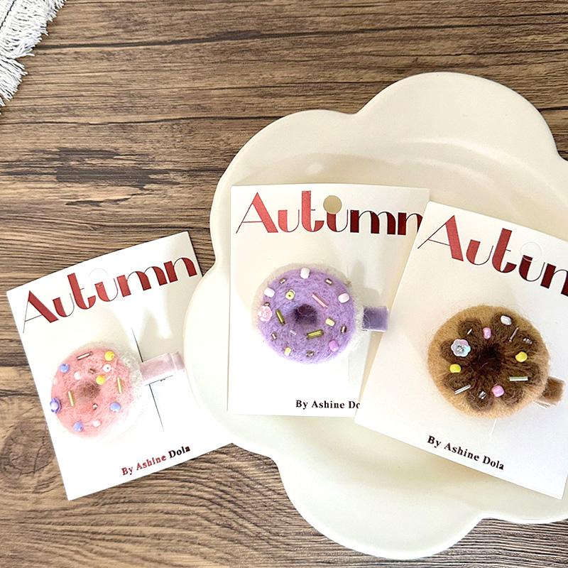 1 шт., креативные детские заколки для волос, детские аксессуары для волос с рисунком пончика, шерстяной фетр, милый зажим в виде утконоса
1 шт., креативные детские заколки для волос, детские аксессуары для волос с рисунком пончика, шерстяной фетр, милый зажим в виде утконоса