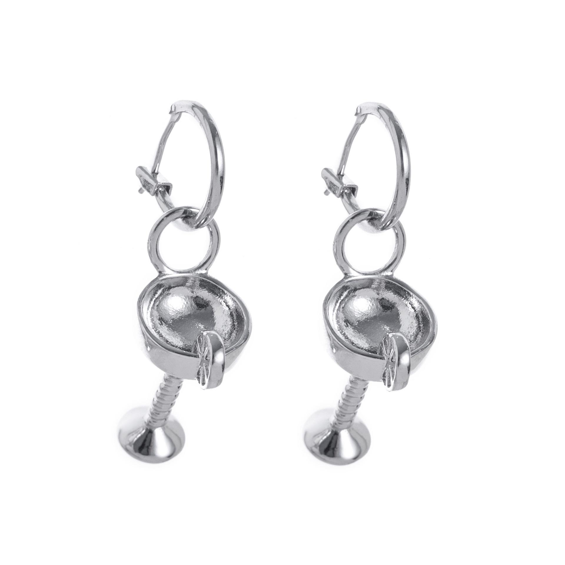 Wine Glass Orange Cherry Earrings Design Sense Gold Steel Color Electroplating 18K Gold Color Retention
Wine Glass Orange Cherry Earrings Design Sense Gold Steel Color Electroplating 18K Gold Color Retention