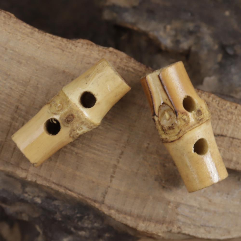 Натуральные бамбуковые пуговицы оливковой формы для одежды в китайском стиле - двухдырочный декор из хлопка и льна 20.0 MM Unfinished
Натуральные бамбуковые пуговицы оливковой формы для одежды в китайском стиле - двухдырочный декор из хлопка и льна 20.0 MM Unfinished