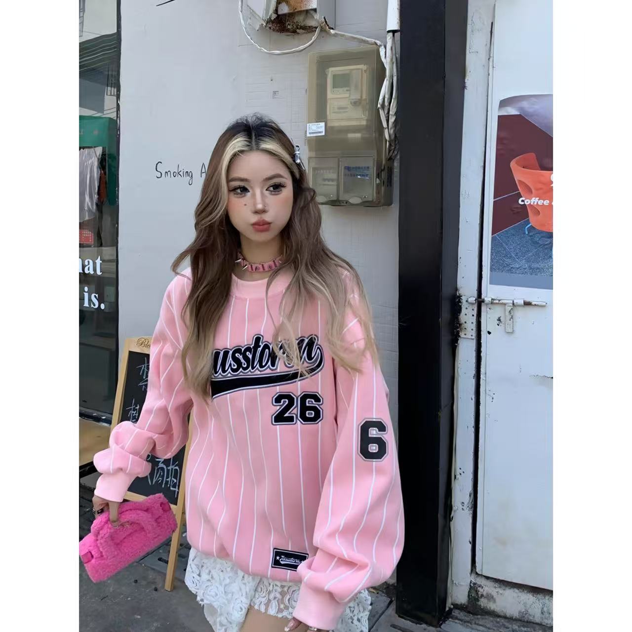 American alphabet embroidered jersey style crew neck sweater versatile loose baseball jersey tide XL рожевий
American alphabet embroidered jersey style crew neck sweater versatile loose baseball jersey tide XL рожевий
