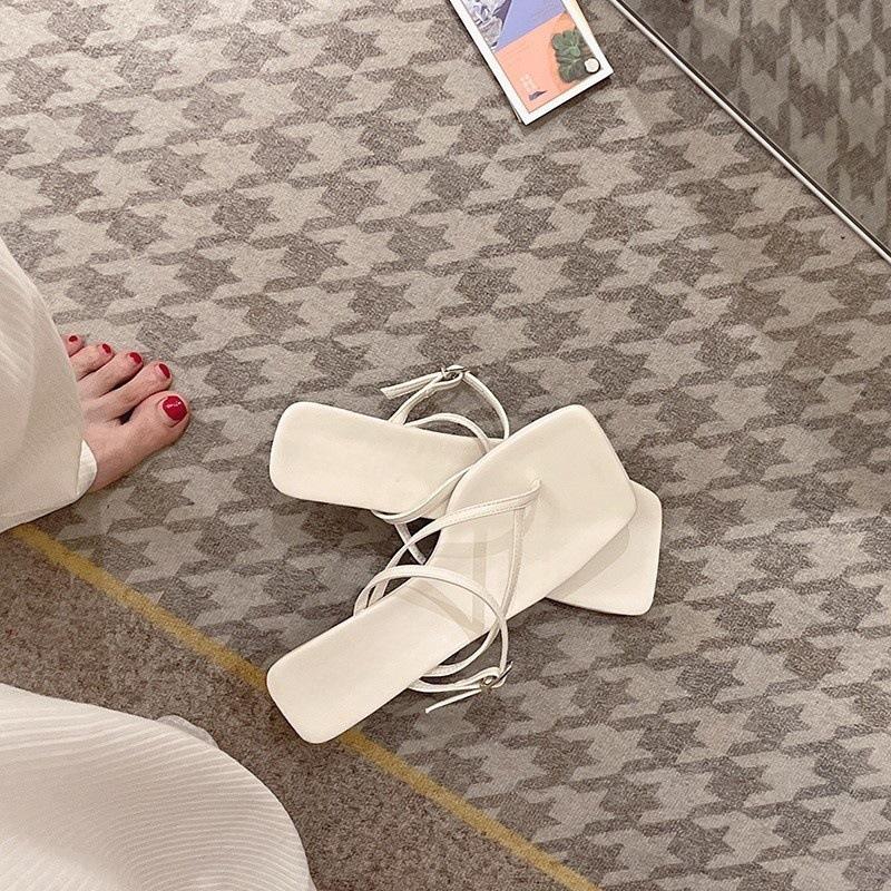 High heels women s summer new pinch stiletto high heels sandals comfortable cat herringbone cool slippers 35
High heels women s summer new pinch stiletto high heels sandals comfortable cat herringbone cool slippers 35