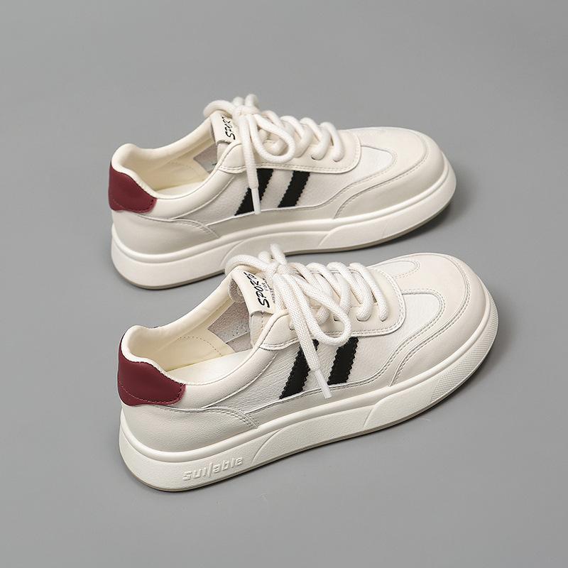 Casual moral training breathable little white shoes female Internet celebrities super fire 2025 summer new thick-soled thin casual sports shoes 35
Casual moral training breathable little white shoes female Internet celebrities super fire 2025 summer new thick-soled thin casual sports shoes 35